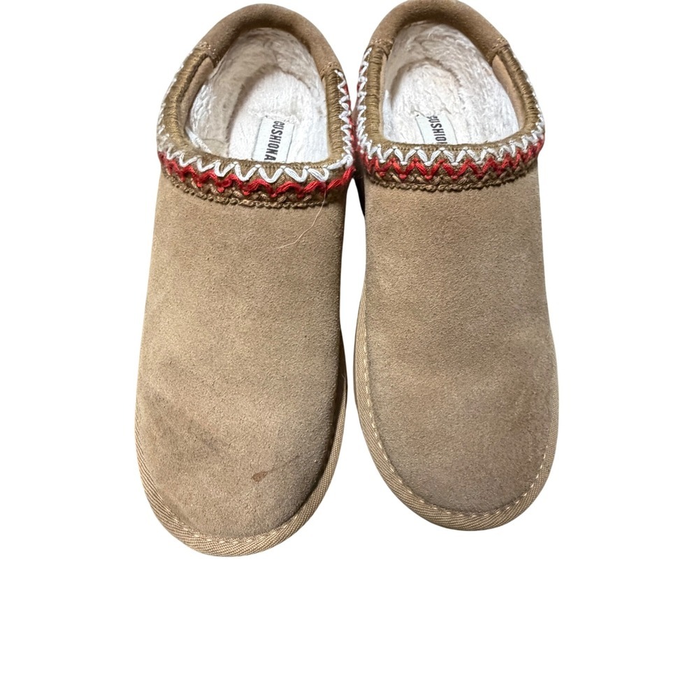 CUSHIONAIRE Kabuki Platform Genuine Suede Fuzzy Mule Slippers Women Sz 7.5 - Picture 5 of 7